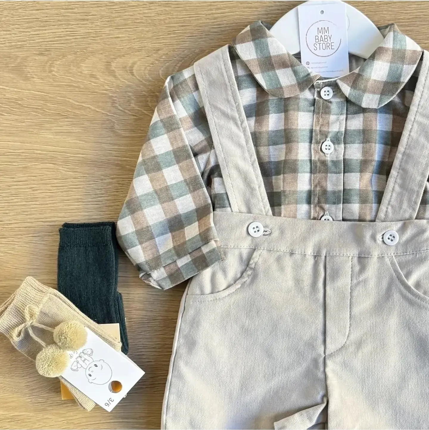 Conjunto de calções e camisa de xadrez 3