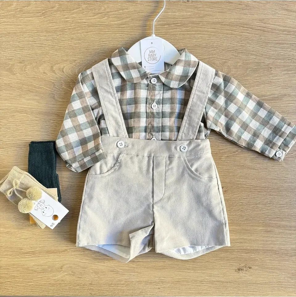 Conjunto de calções e camisa de xadrez 2