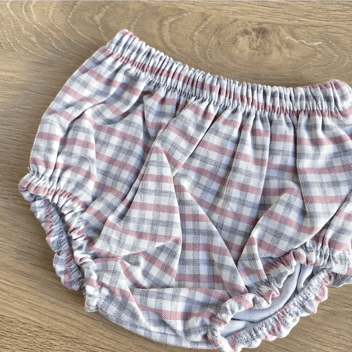 Tapa fraldas de xadrez 2