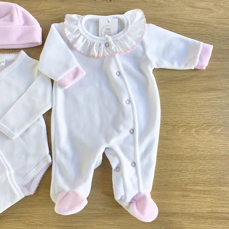 Babygrow em veludo com golinha 13