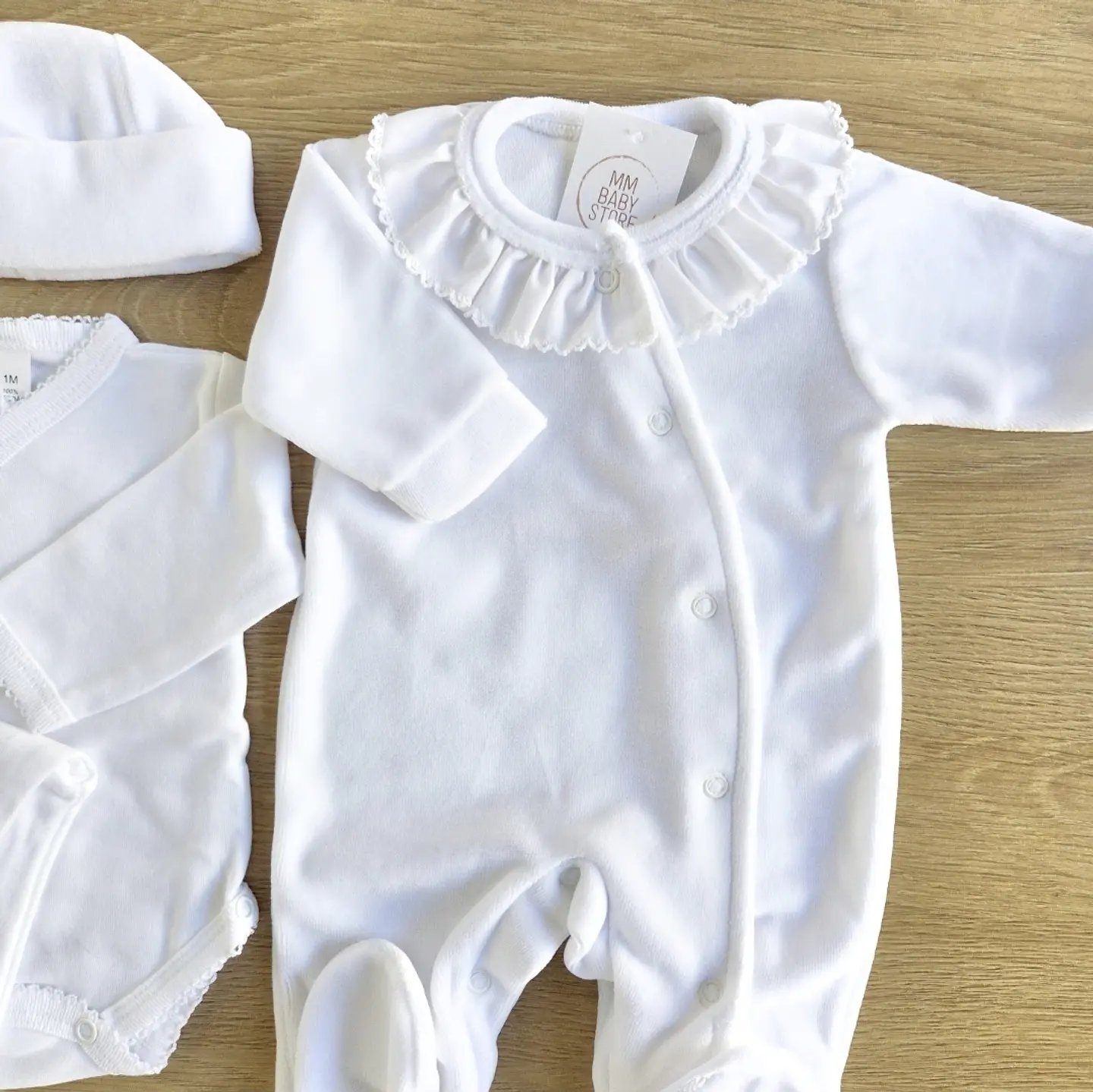 Babygrow em veludo com golinha 15