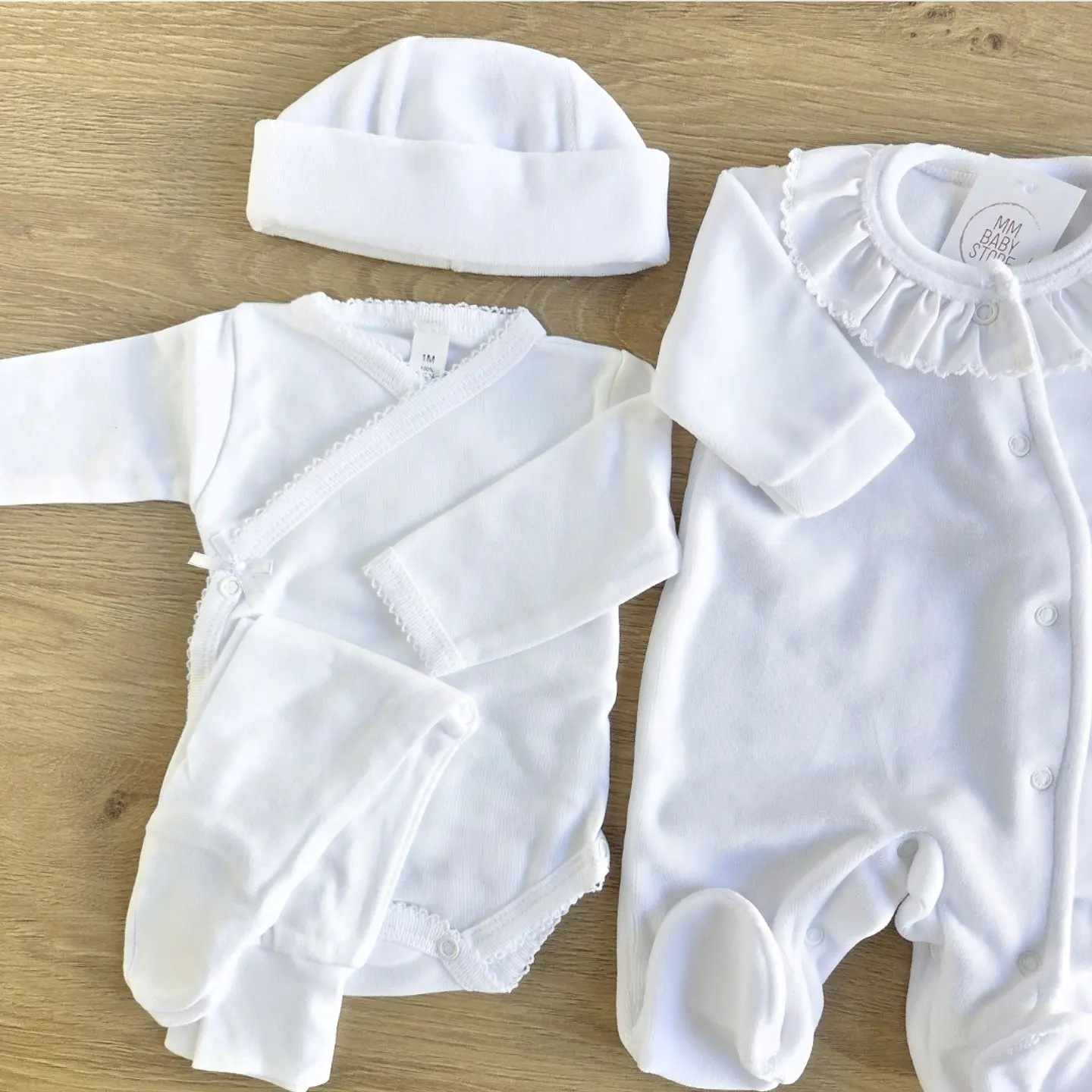 Babygrow em veludo com golinha 16