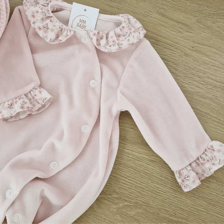 Babygrow com folhos 6