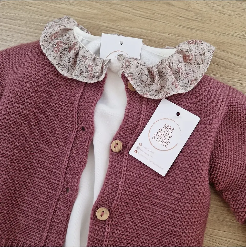 Babygrow com folhos 17