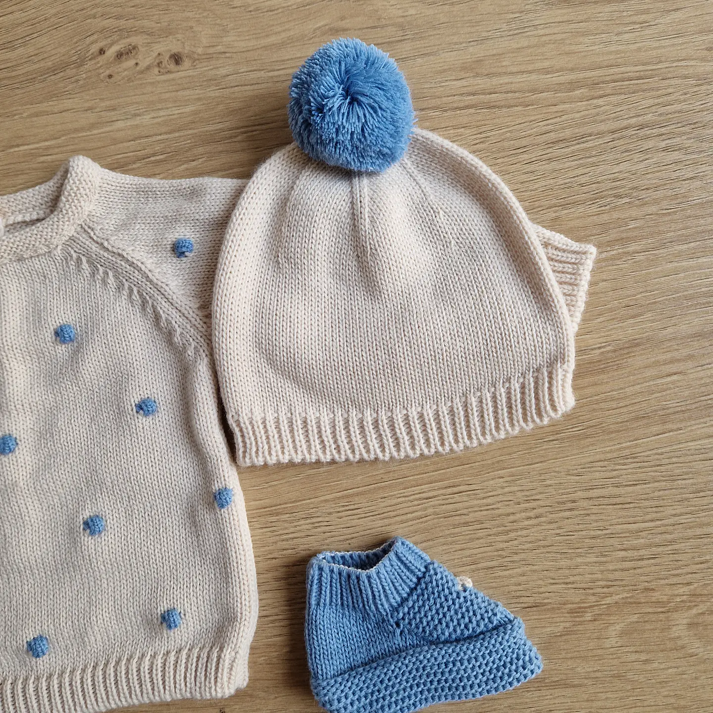 Conjunto de malha com bolinhas 18