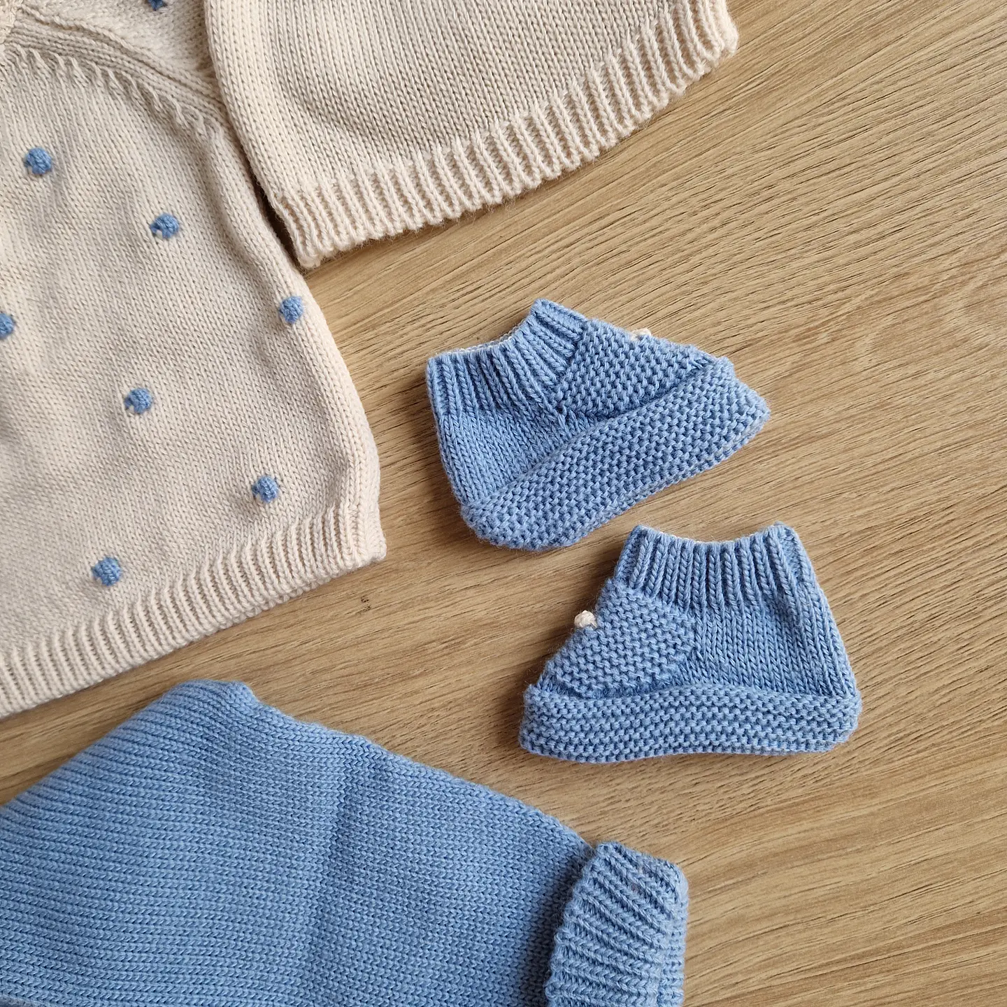 Conjunto de malha com bolinhas 17
