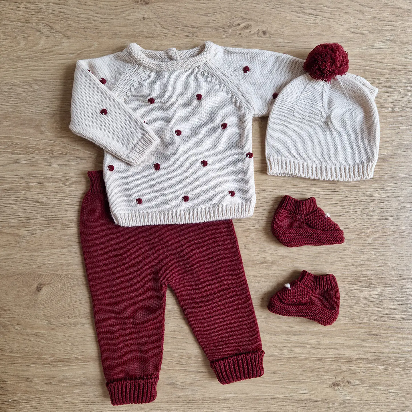 Conjunto de malha com bolinhas 7