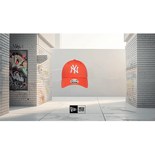 JOCKEY 9FORTY NEW YORK YANKEES MLB TEAM OUTLINE