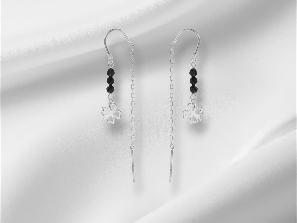 Aros Cadena con Serie de Cristales Negros y Trebol. 1