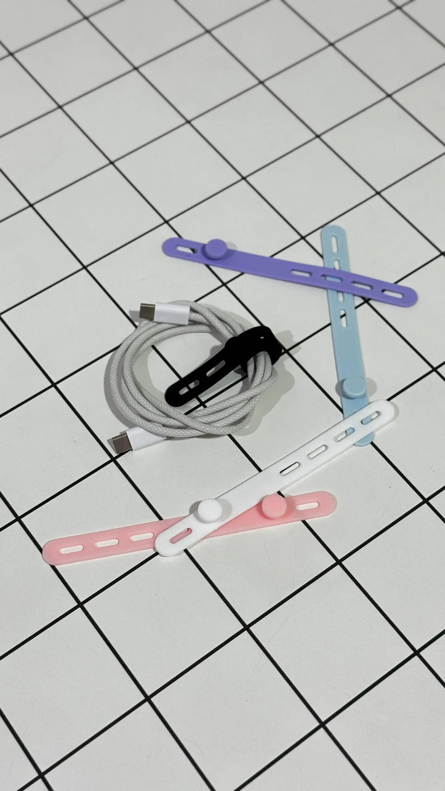 Sujetadores para Cables de Silicona Lila 3