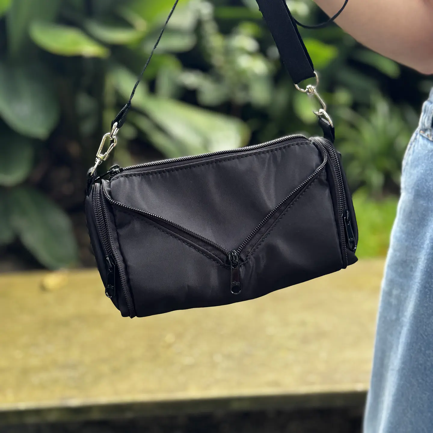 Bolso Charm Tech Black 8