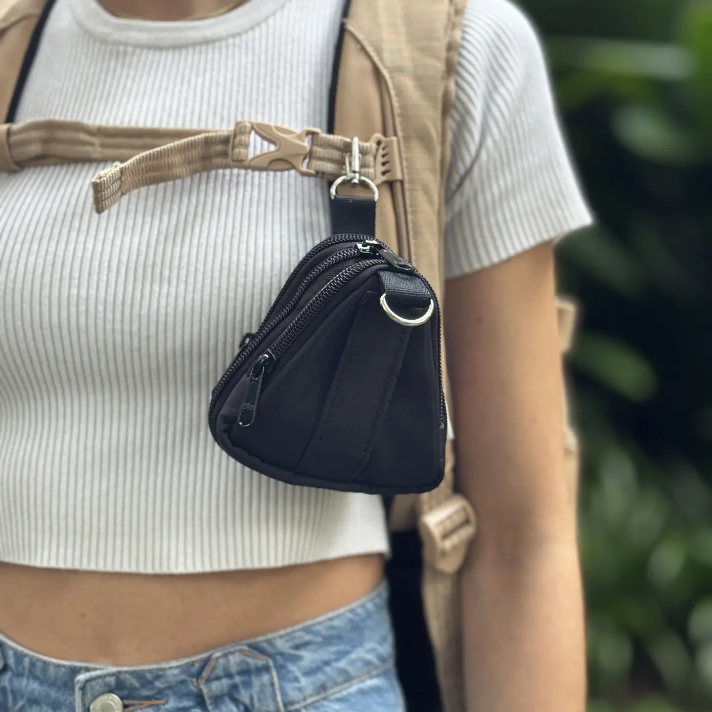 Bolso Charm Tech Black 10