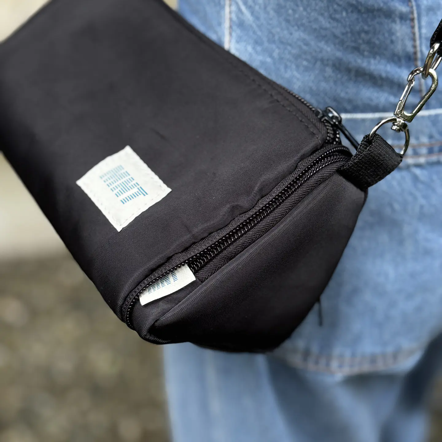 Bolso Charm Tech Black 11