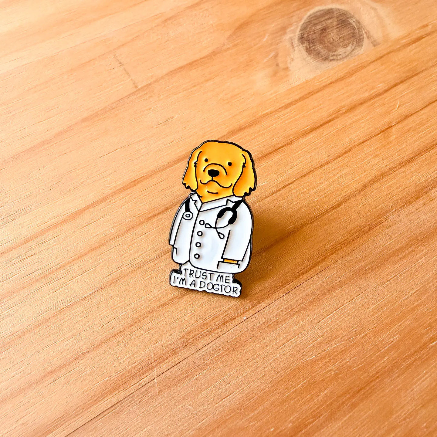 Pin metálico Dogtor Perro doctor 1