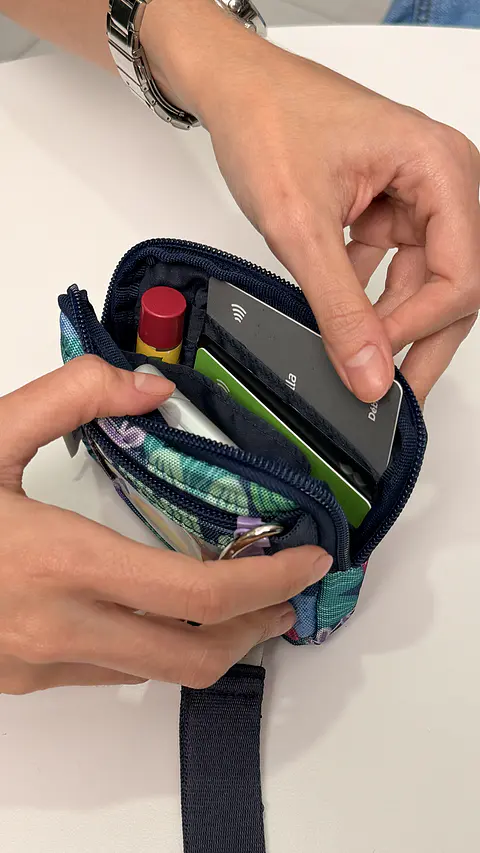 Iris Wallet Cactus Morado