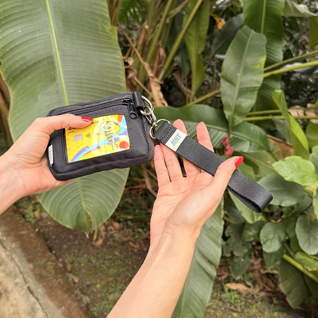 Iris Wallet Full Black