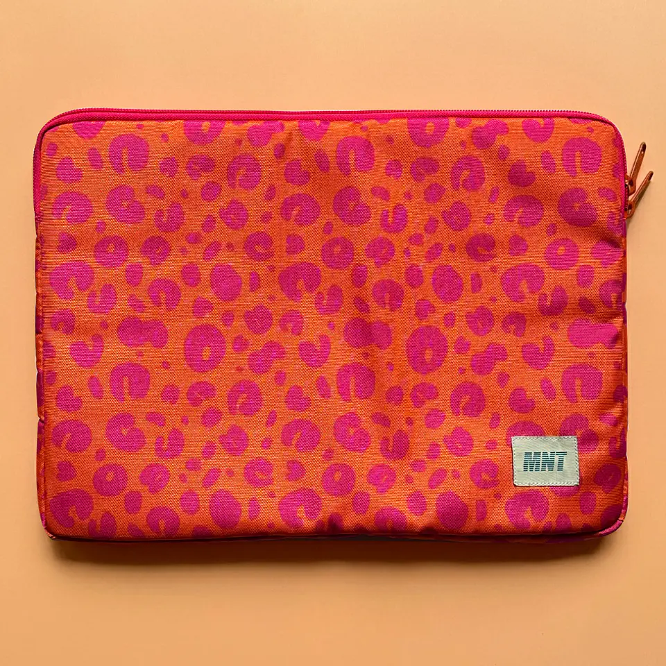 Funda Portátil 16