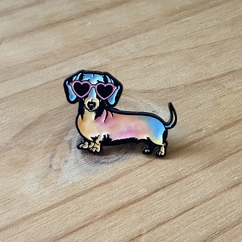 Pin Metálico Perro Salchicha Colores