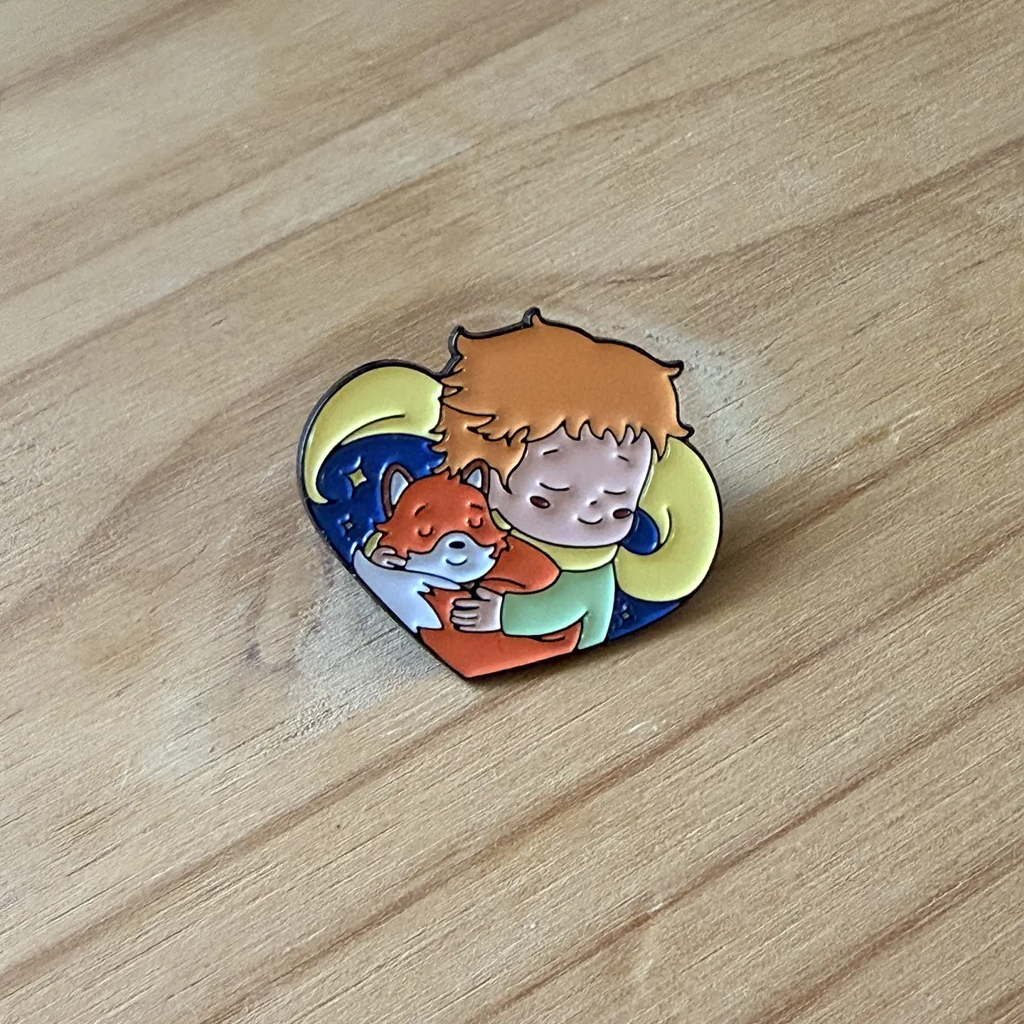 Pin Metálico Principito Abrazo 1