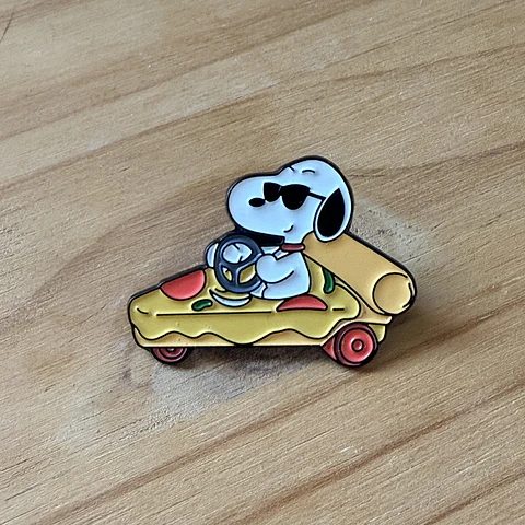 Pin Metálico Snoopy Pizza