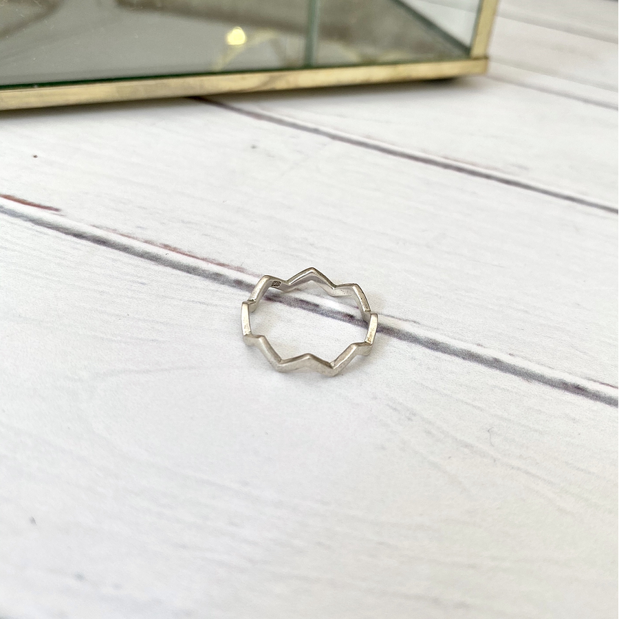 Anillo Zigzag