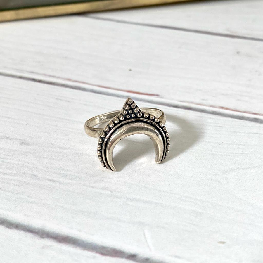 Anillo luna con punta 