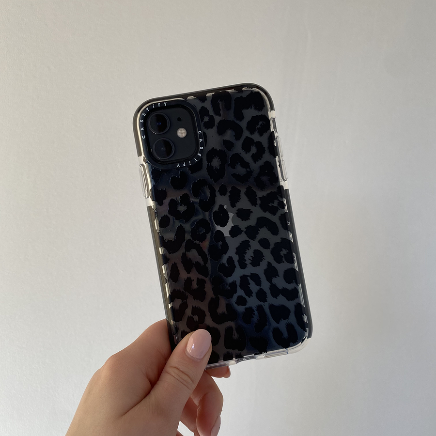 Carcasa iPhone 12 / 12pro - Leopardo Negro