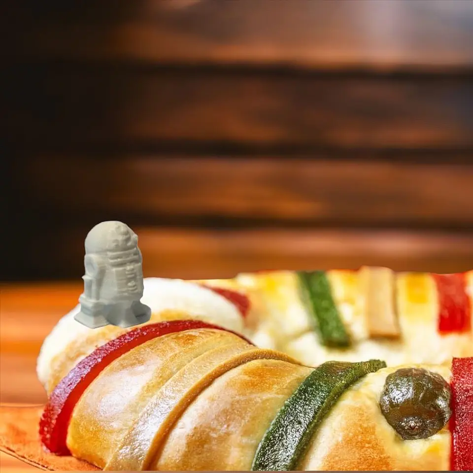 Muñeco para rosca de reyes R2D2 1