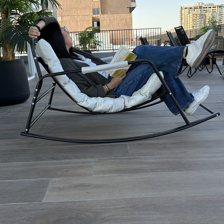 SILLA MECEDORA  2