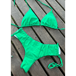 BIKINI BASICO TALLE MEDIO VARIEDAD COLORES 