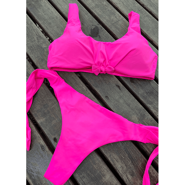 BIKINI NUDO EN PECHO VARIEDAD COLORES