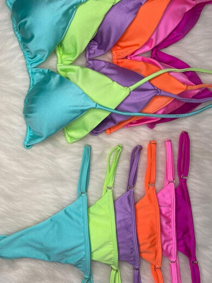 PACK BIKINI SATINADO + VESTIDO TEJIDO + SOMBRERO BOHO 11