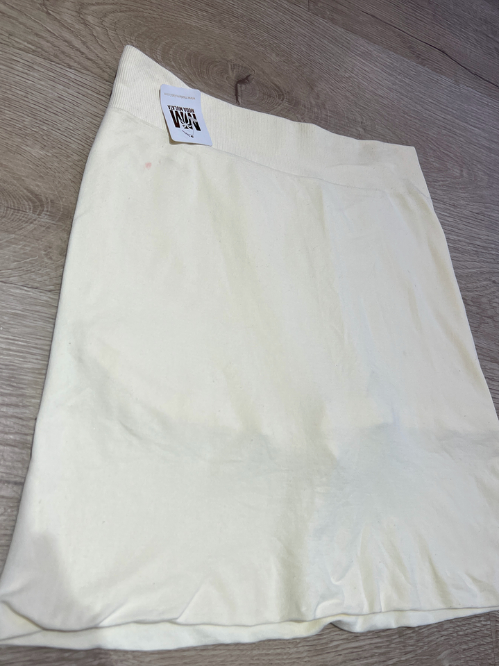 BAZAR FALDA SHORT DEPORTIVA SIN COSTURAS MARFIL IMP 5