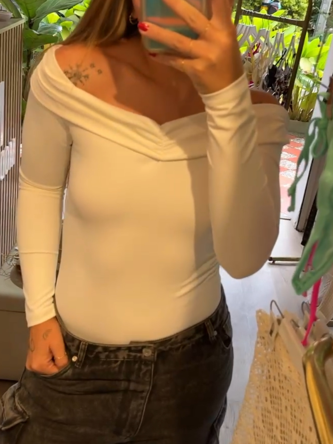 BAZAR BODY CUELLO BANDEJA BLANCO 2