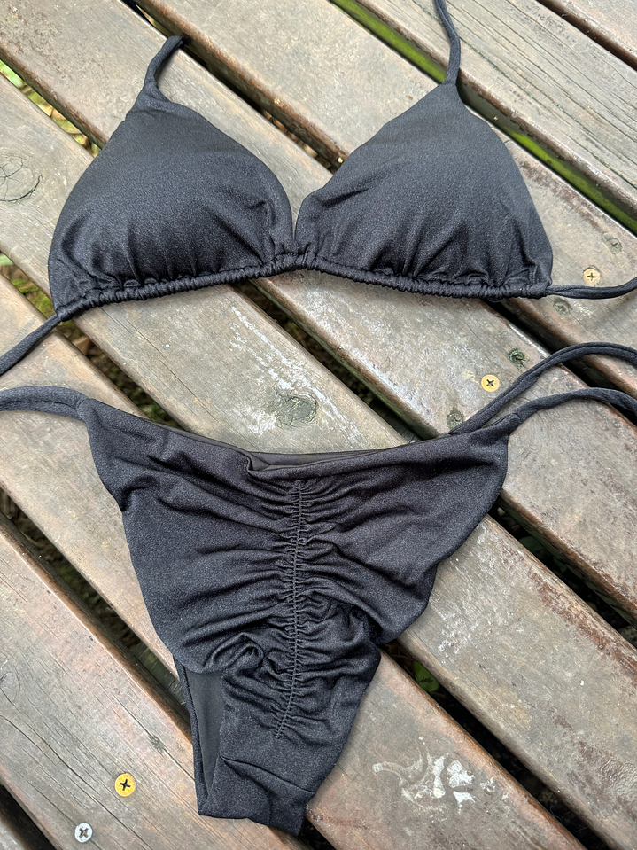 BIKINI BASICO NEGRO  2