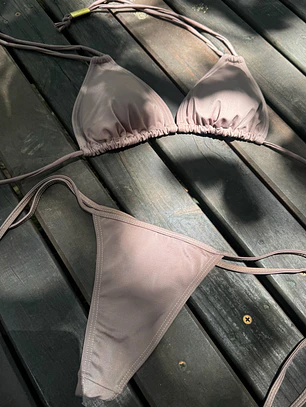 BIKINI BRONCEADOR TERRA