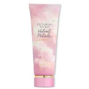 Loción Corporal Victorias Secret 236 ML - VELVET PETALS DAYDREAM 