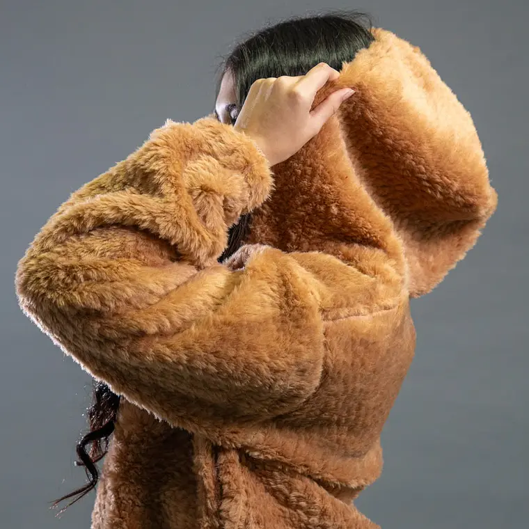 CHAQUETA EFECTO TEDDY DE CORDERITO 2