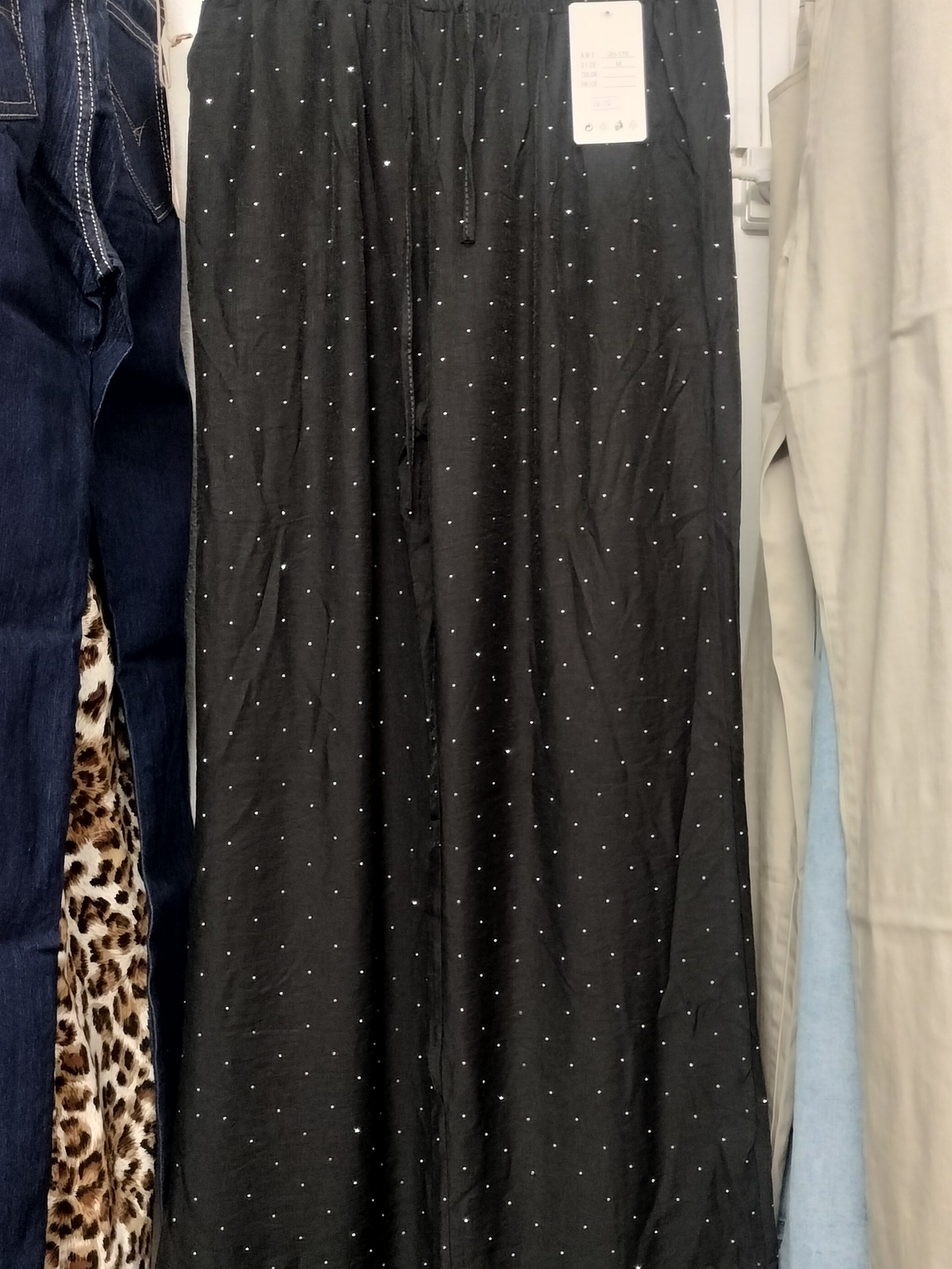 Calça Senhora C/ Brilhantes 1