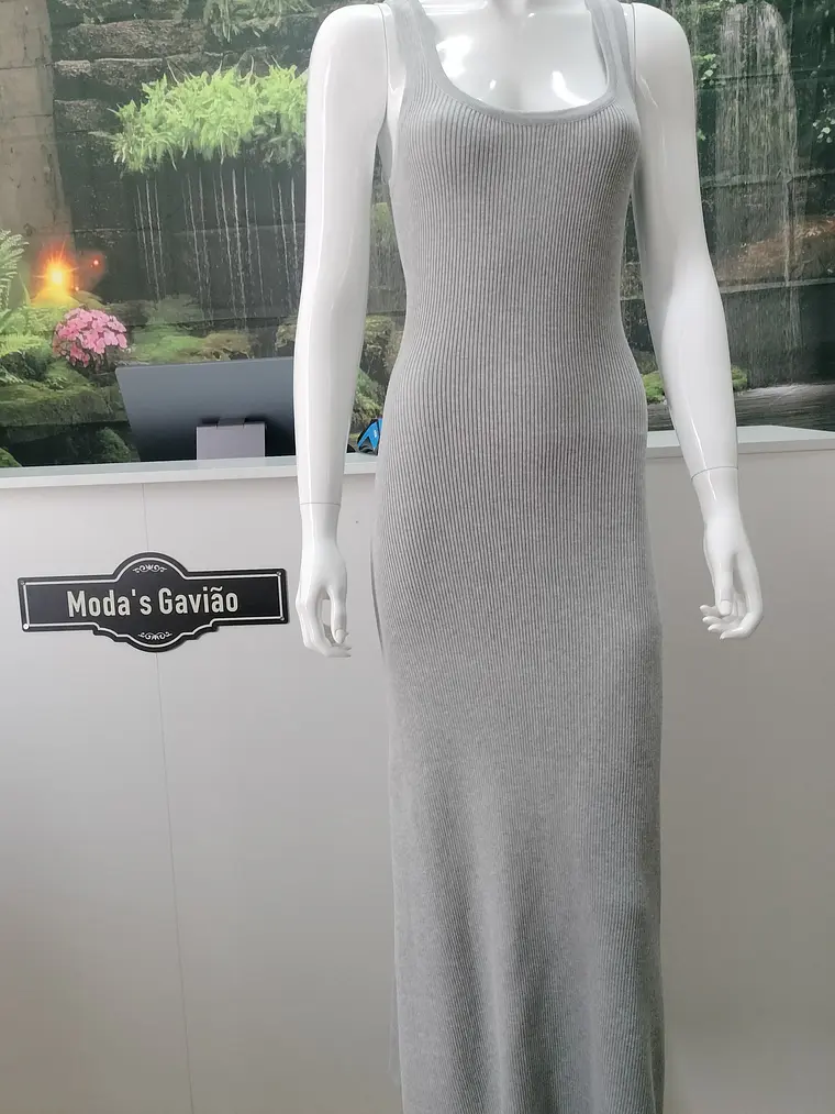 Vestido comprido sem mangas 1