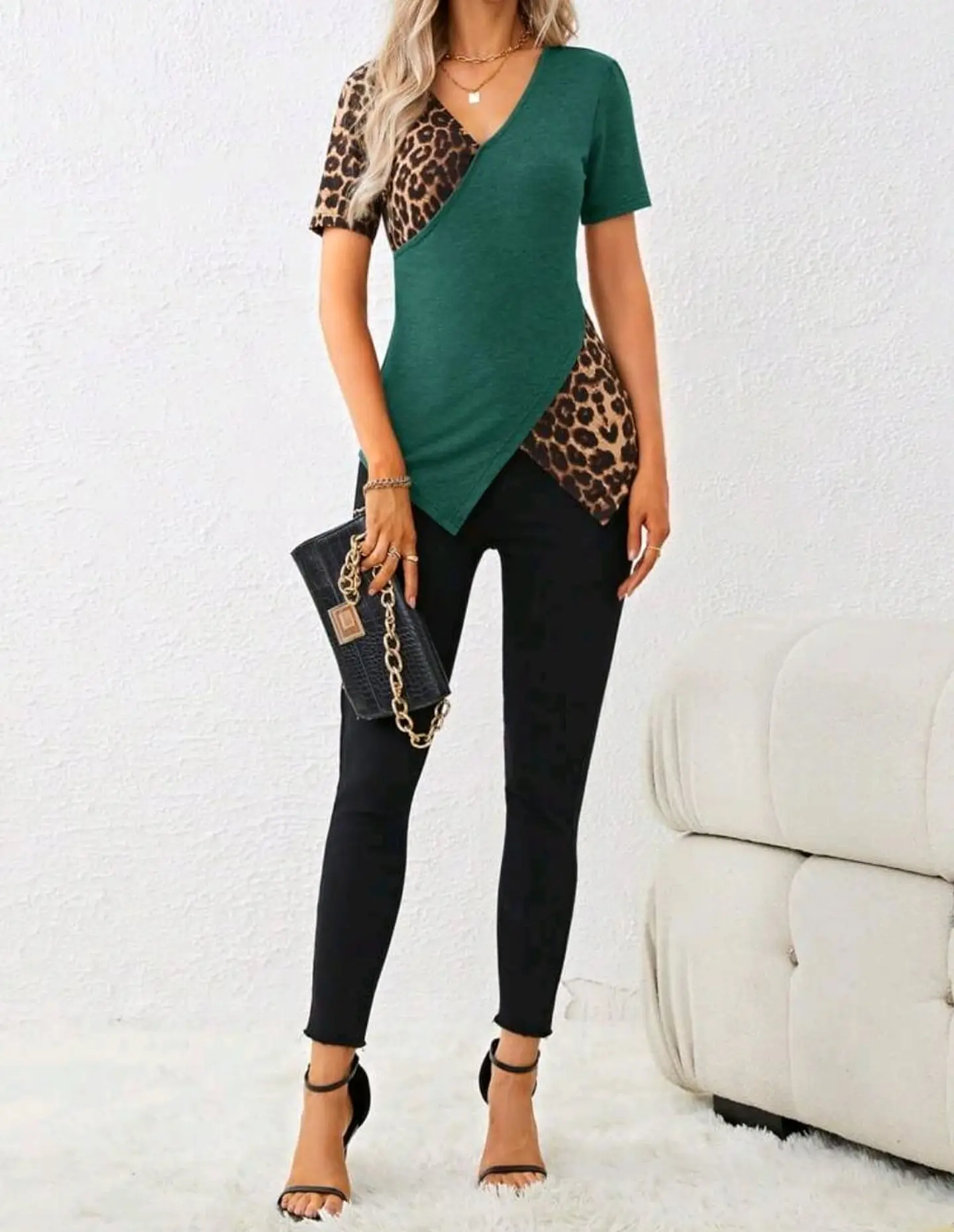 POLERA ESTAMPADO LEOPARDO CRUZADA 3