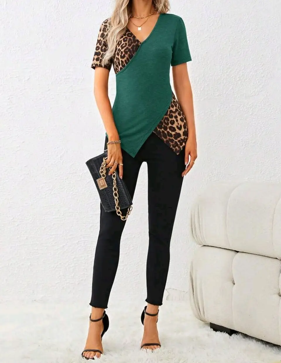 POLERA ESTAMPADO LEOPARDO CRUZADA 3