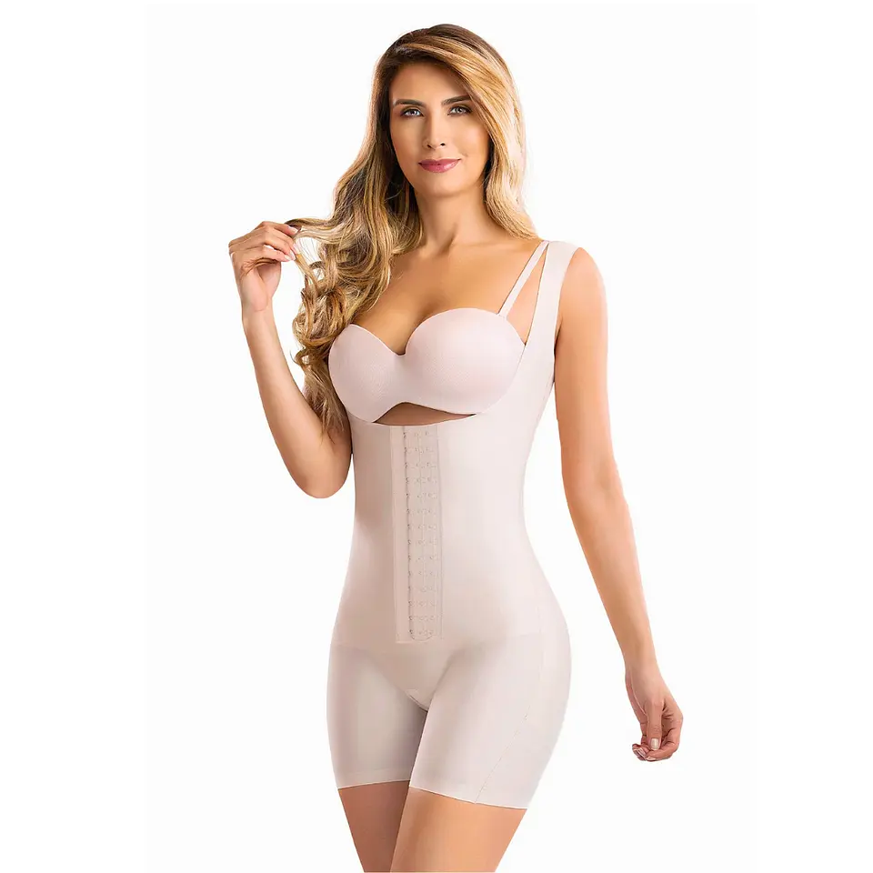 Body Short Broches Sin Costuras 1