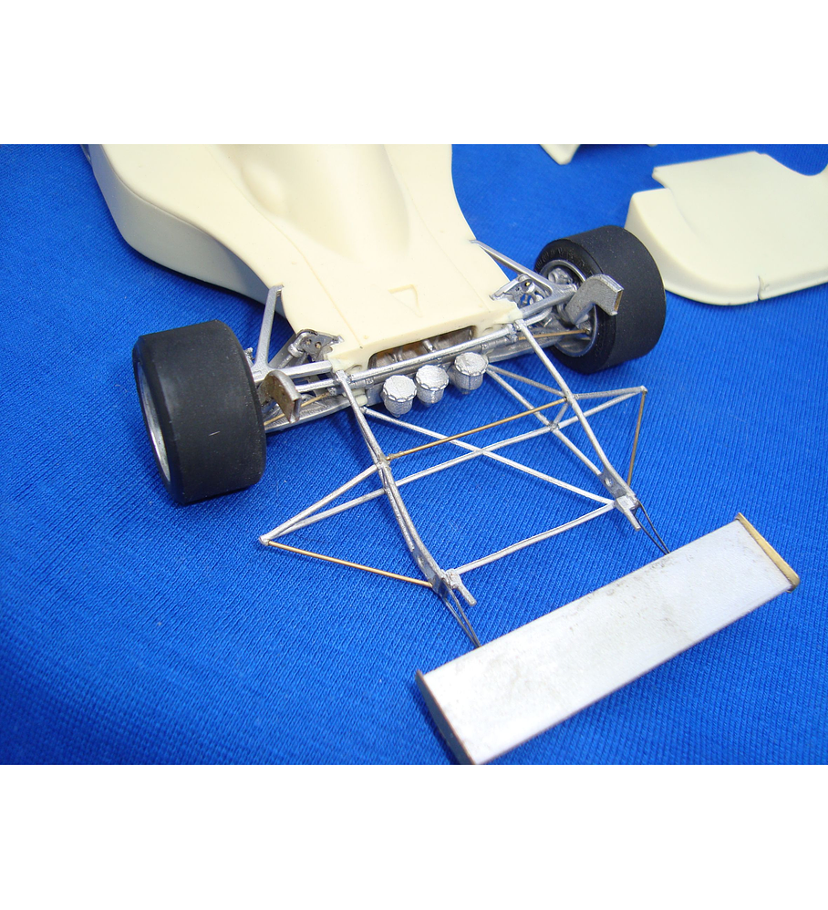 1/20 F1 Resin kit - Hesketh 308B 1975 Holland GP WINNER