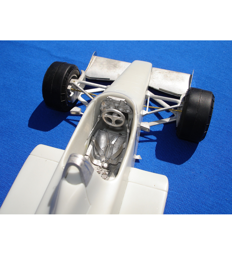 1/20 F1 Resin kit - Toleman TG 185  1985 GermanGP Pole car