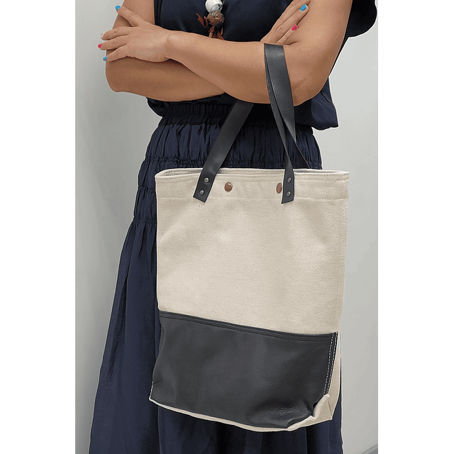 Essential Tote Bag