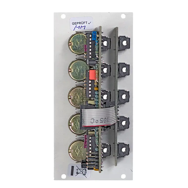Doepfer A-108 6/12/24/48dB Low Pass Filter 3