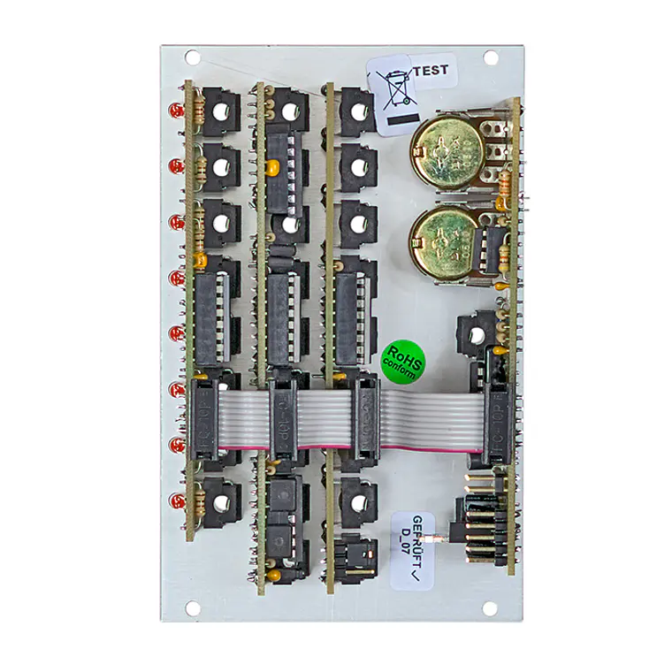 Doepfer A-152 Volt.Addr.T and H/Switch 3