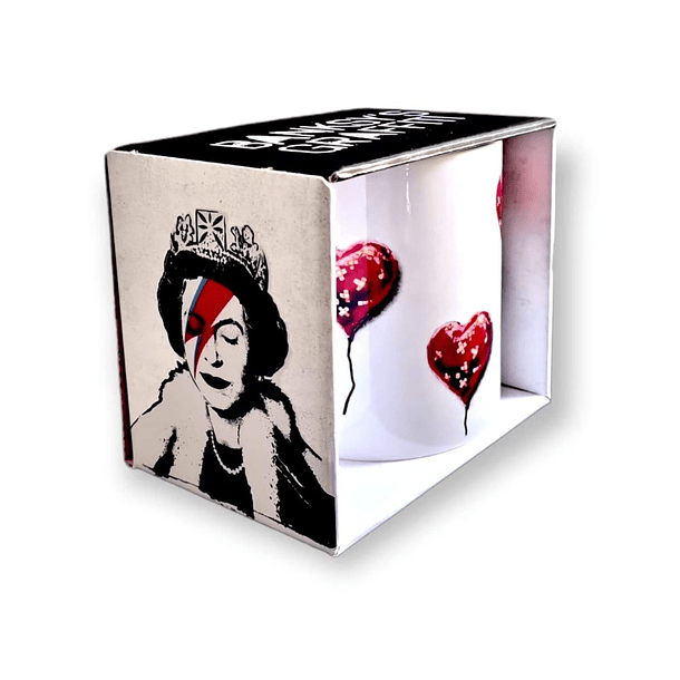 Caneca Banksy’s Graffiti “Bandaged Heart” 5