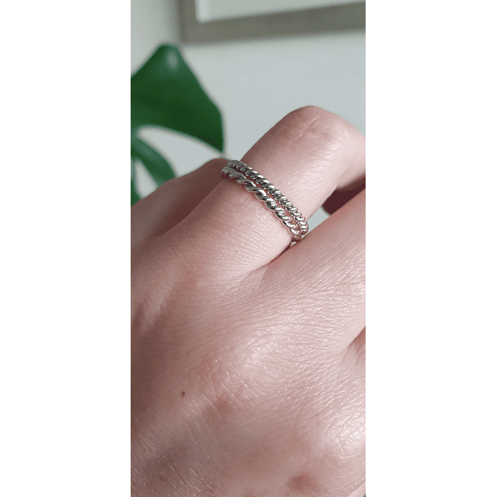 Simple ring 3